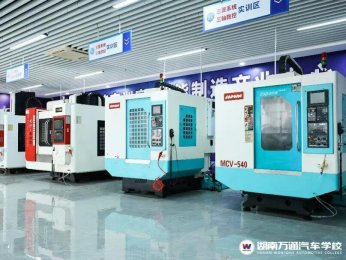 ���ð����꣡���3����ѧUG���